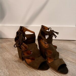 Military green sandals